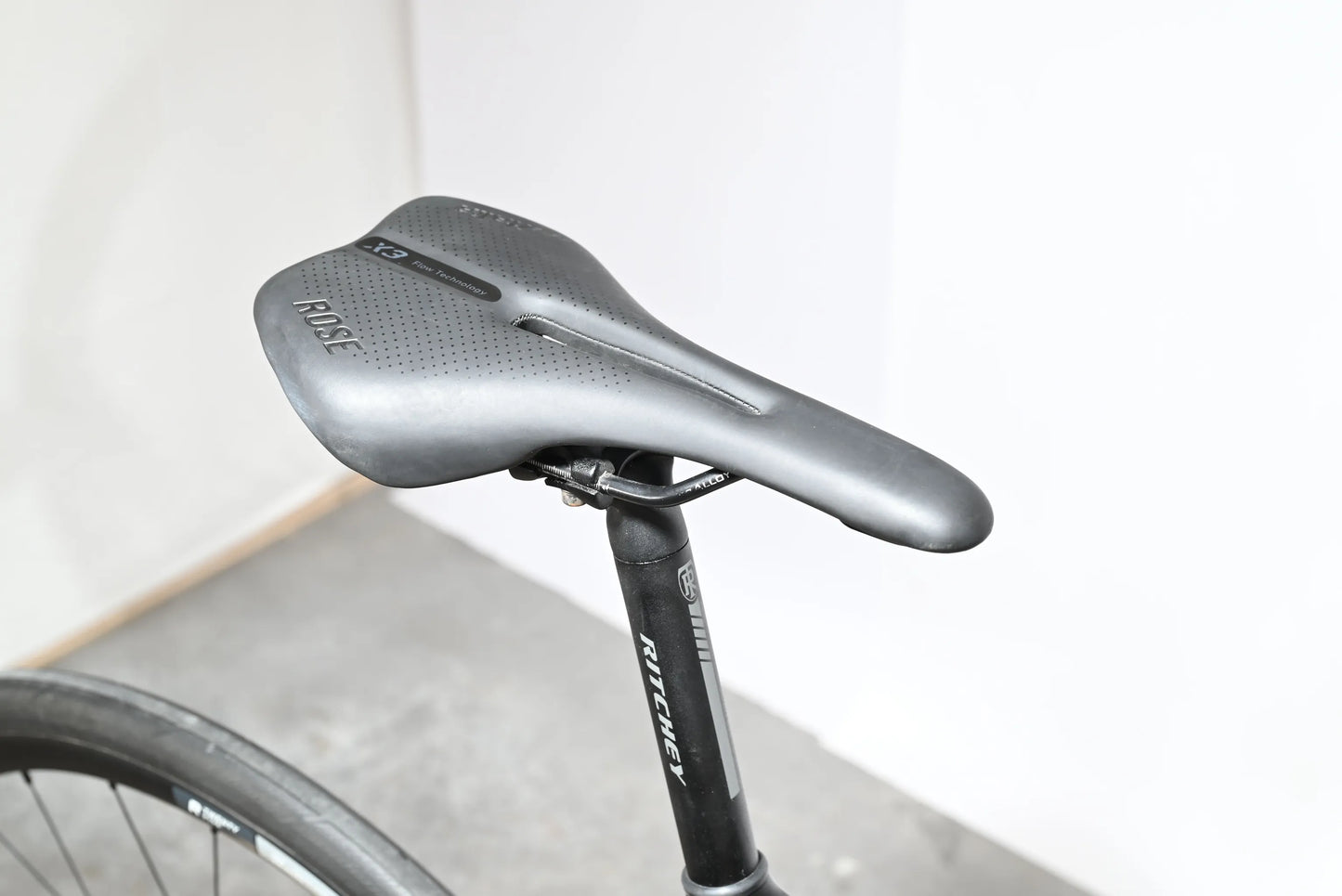 Rose Reveal AL | 2024 - 57CM