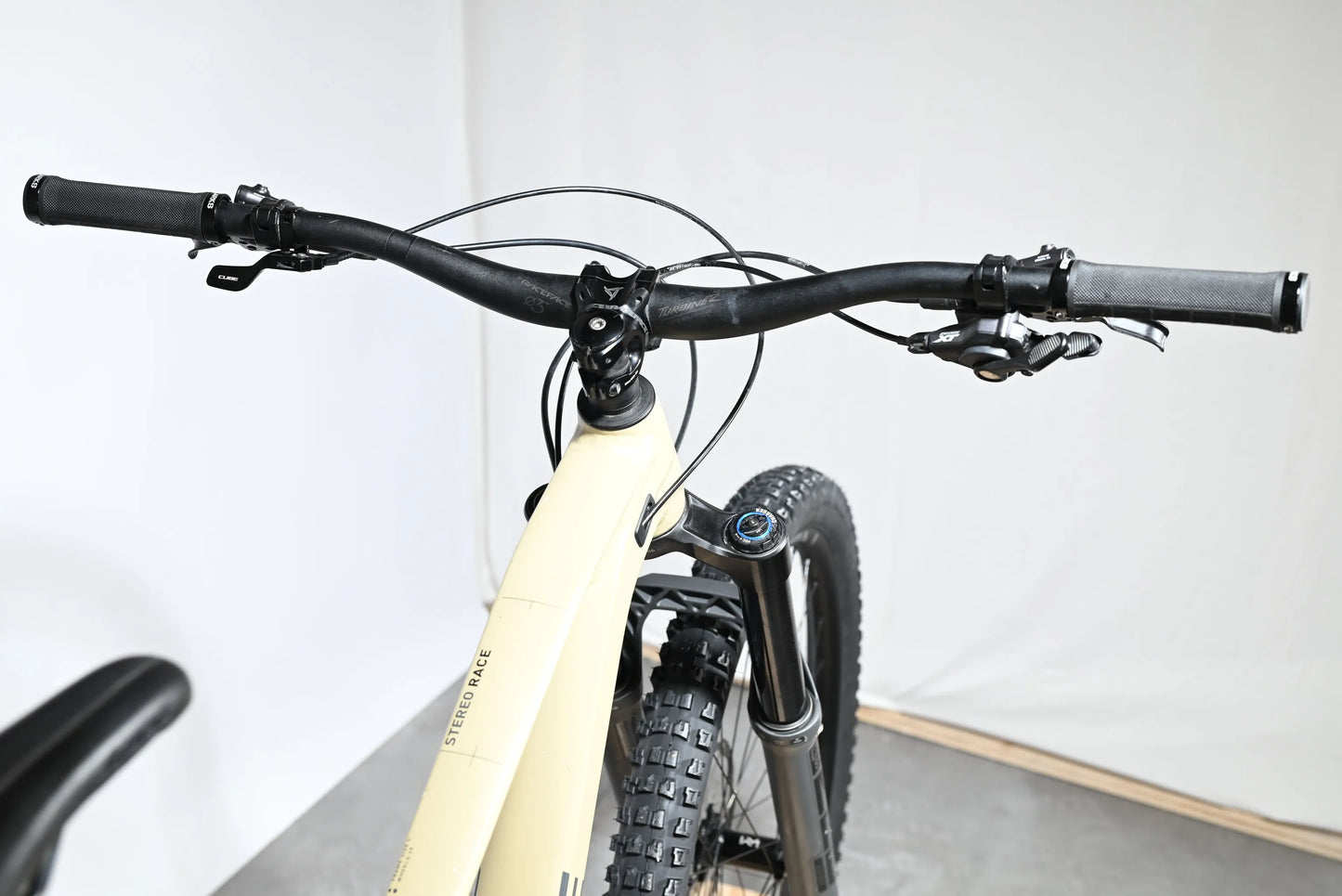 Cube Stereo 170 Race | 2022 - L
