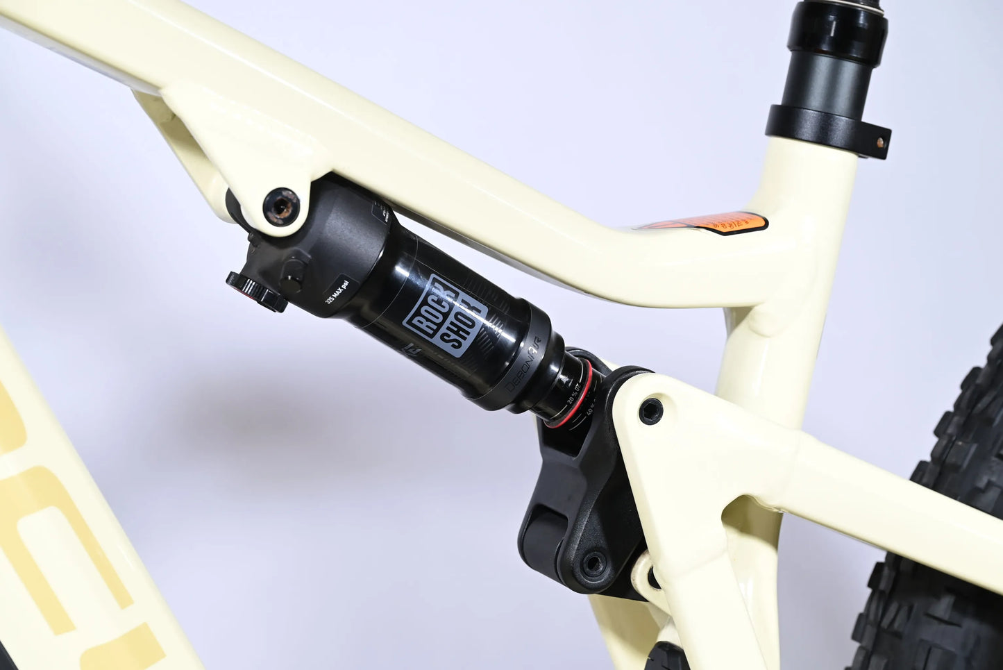 Focus Thron2 6.8 | 2022 - M - 1841KM