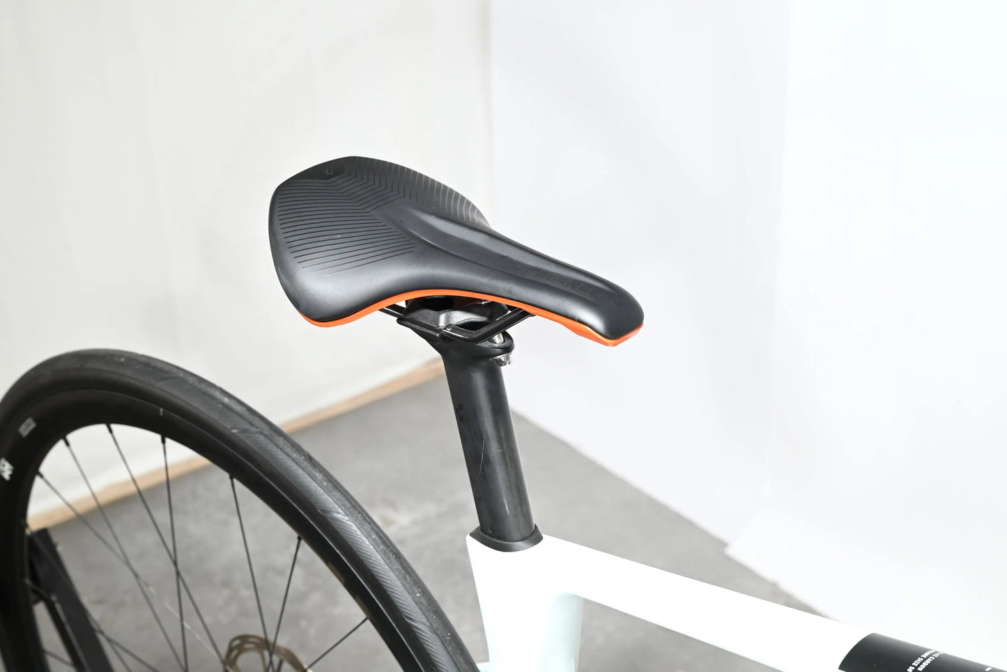Cube Agree C:62 Pro | 2023 - 50CM - Loop Sports