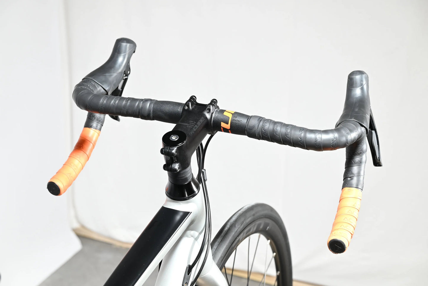 Cube Attain Pro | 2024 - 53CM - Loop Sports