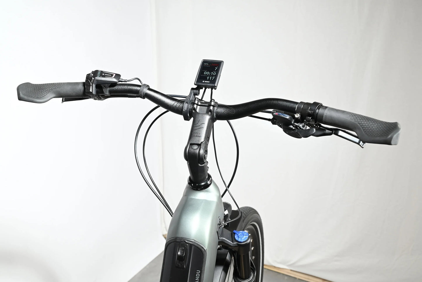 Cube Kathmandu Hybrid Pro 750 | 2024 - M - 117KM - Loop Sports