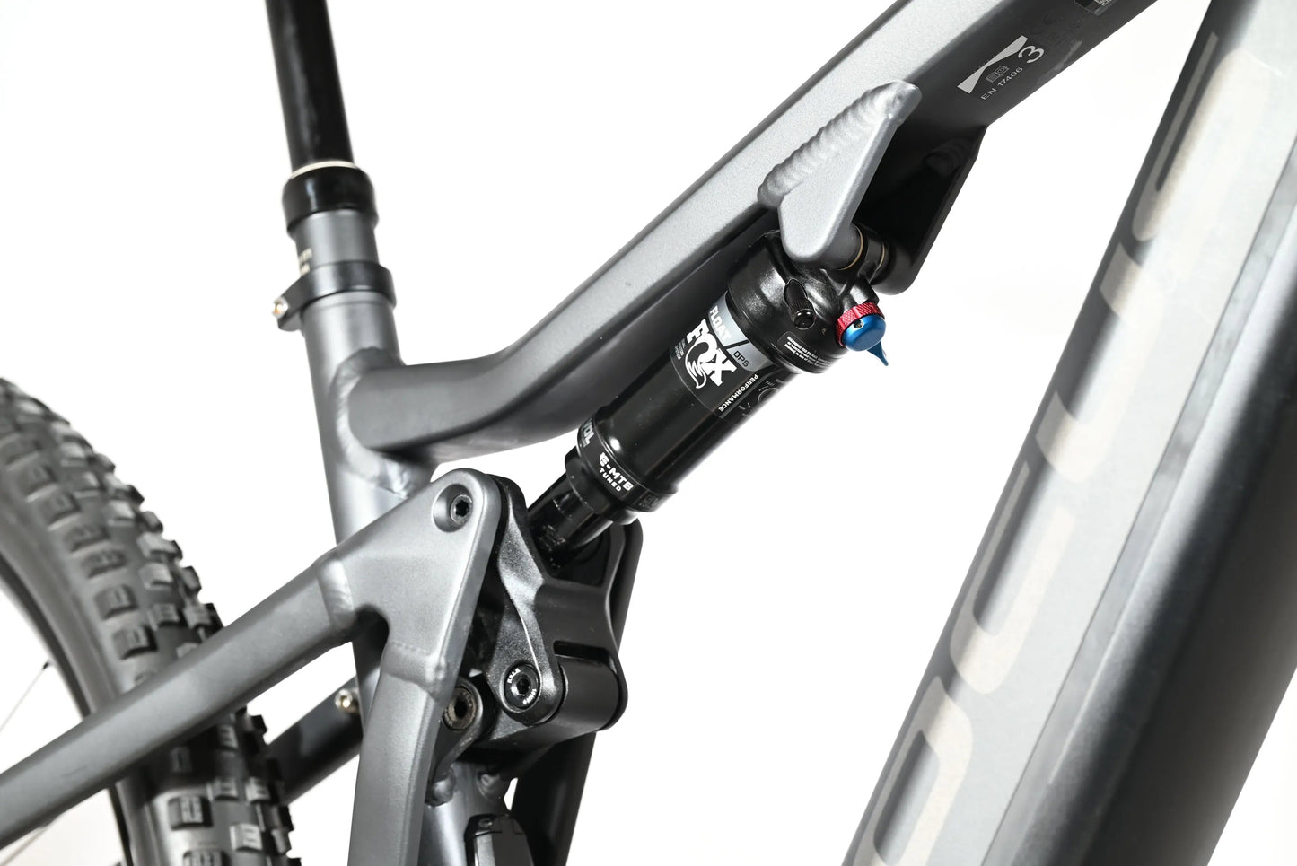 Focus Thron2 6.9 | 2023 - M - 462KM - Loop Sports