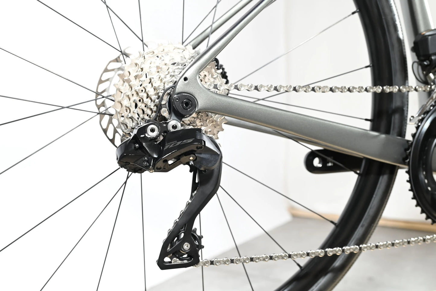 Giant Defy Advanced 1 | 2024 - M - Loop Sports