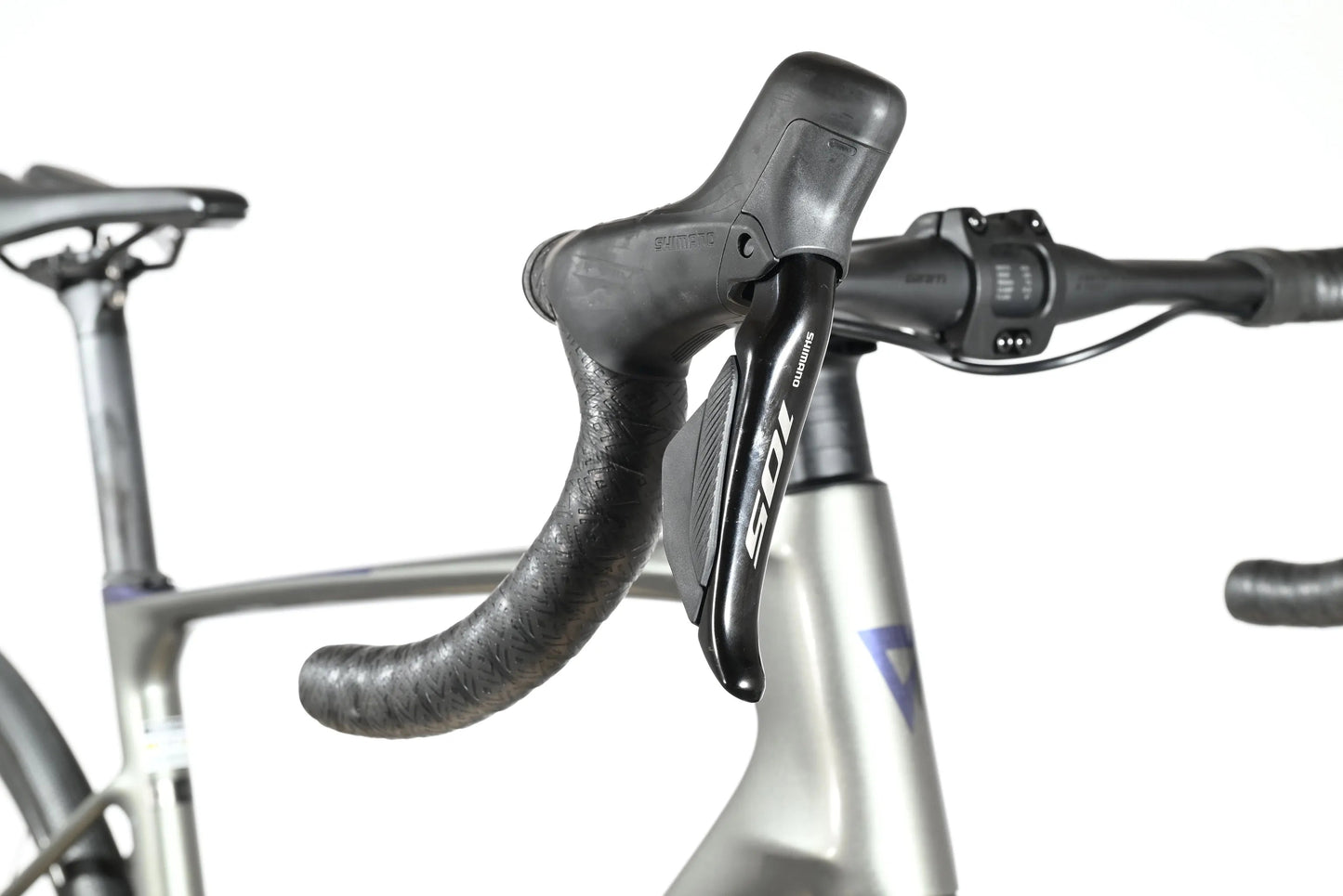 Giant Defy Advanced 1 | 2024 - M - Loop Sports