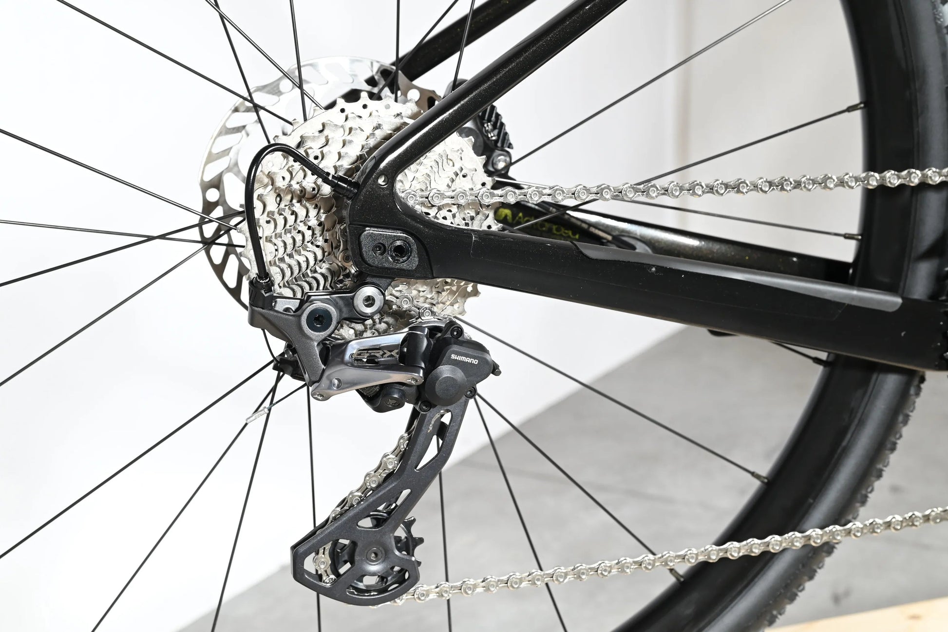 Giant Revolt Advanced 2 | 2023 - M - Loop Sports