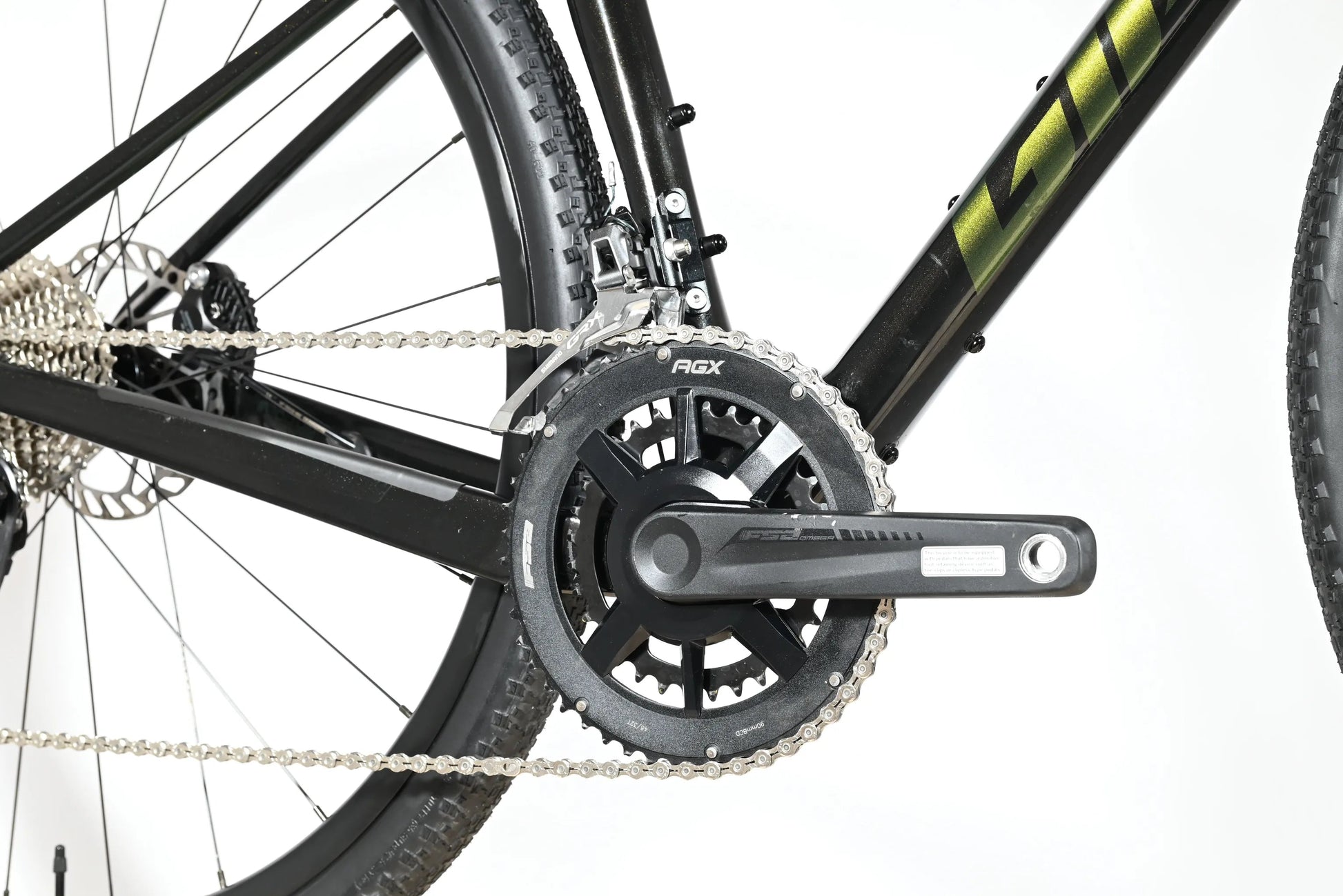 Giant Revolt Advanced 2 | 2023 - M - Loop Sports