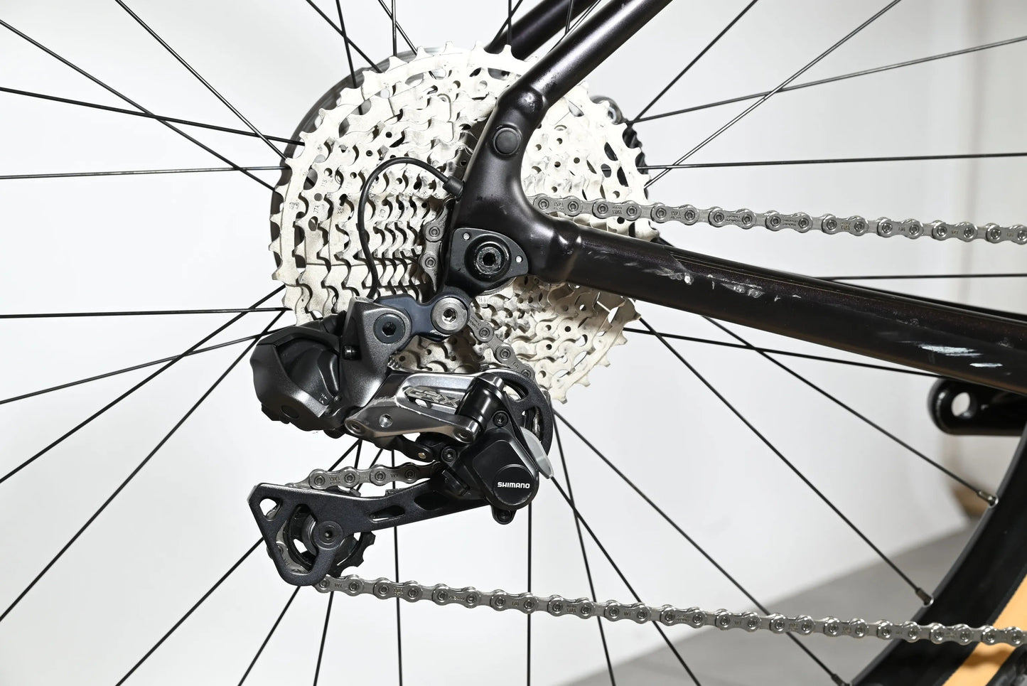Giant Revolt E+ | 2024 - 53CM - 1813KM - Loop Sports