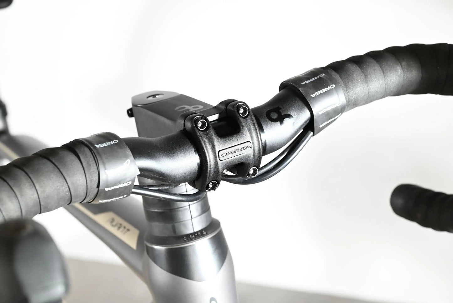 Orbea Avant H30 - D | 2023 - 47CM - Loop Sports