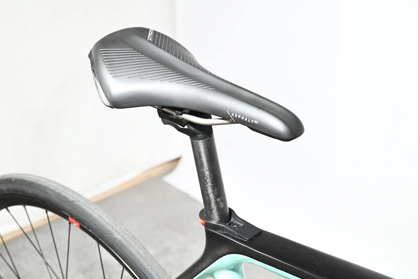 Orbea Gain M30 | 2022 - M - 890KM - Loop Sports