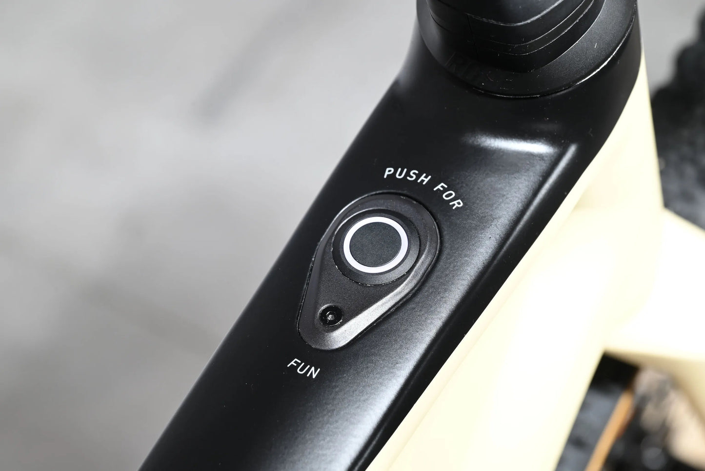 Rose Backroad Al Plus | 2024 - M - 138KM - Loop Sports