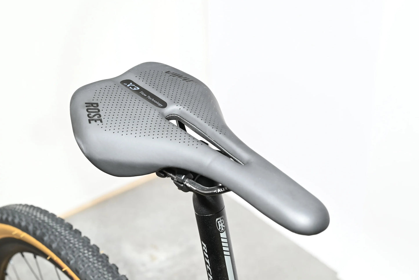 Rose Backroad Al Plus | 2024 - M - 138KM - Loop Sports
