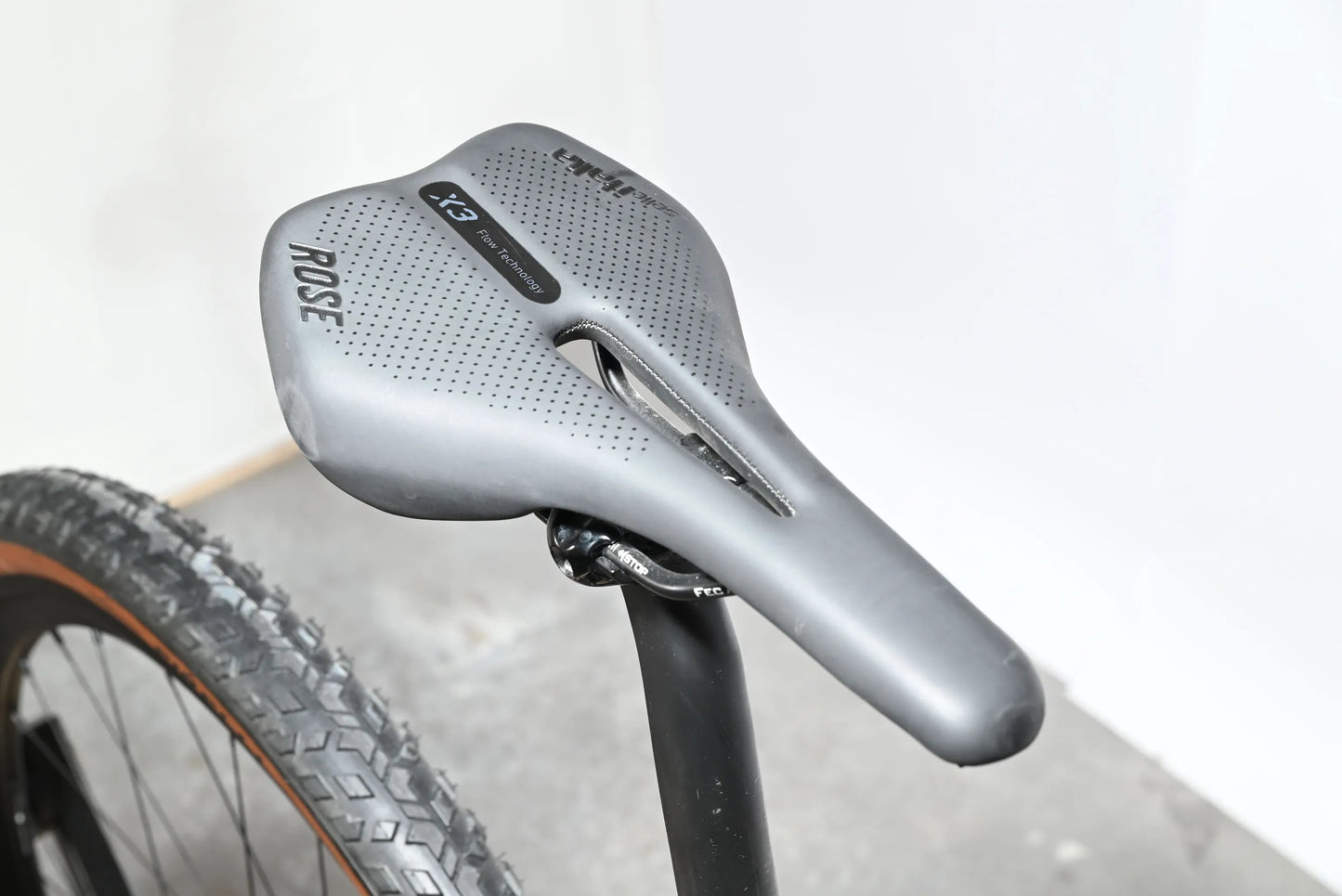 Rose Backroad Plus Grx RX810 | 2023 - M - 320KM - Loop Sports