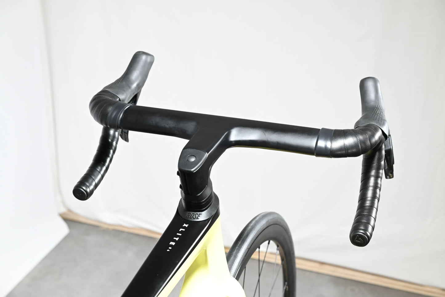 Rose X - Lite 04 | 2023 - 59CM - Loop Sports