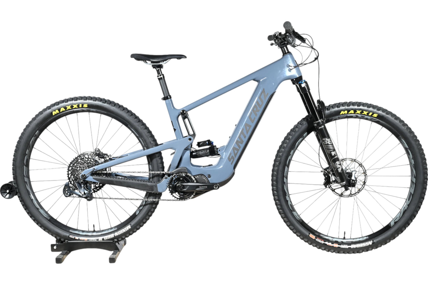 Santa Cruz Heckler Carbon | 2023 - L - 393KM - Loop Sports