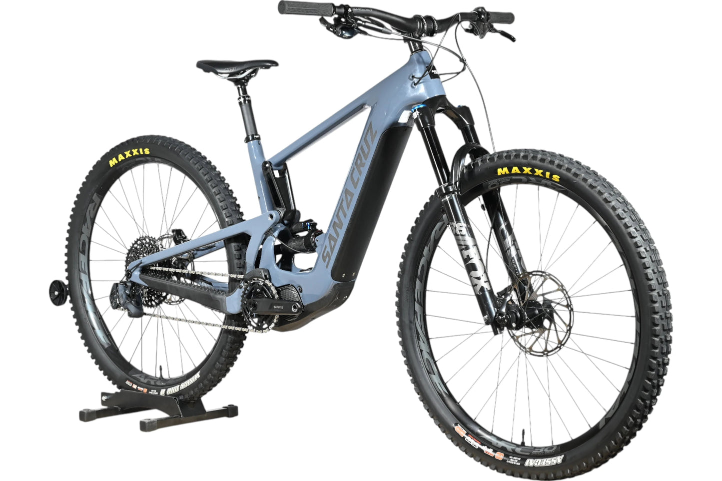 Santa Cruz Heckler Carbon | 2023 - L - 393KM - Loop Sports