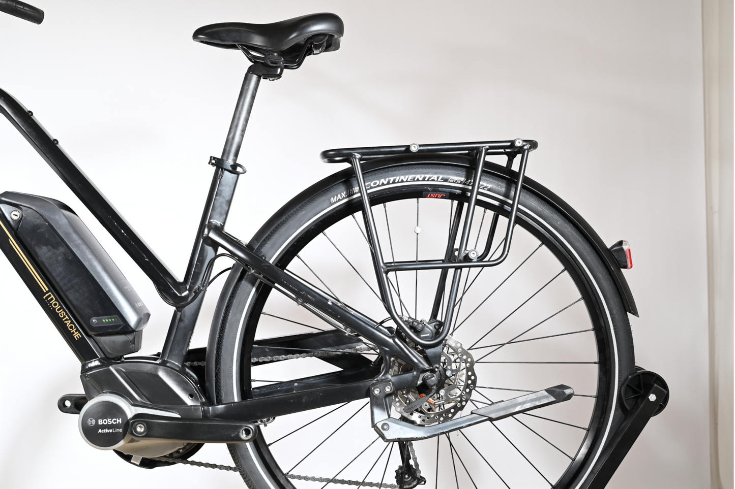 Moustache Samedi 28.1 | 2023 - M - 17913KM