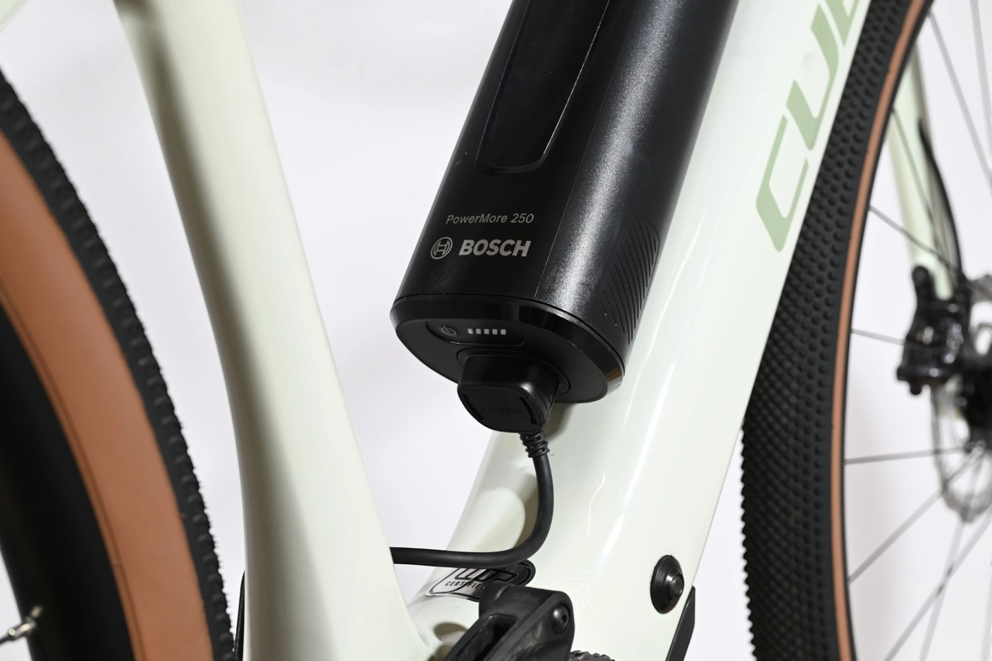 Cube Nuroad Hybrid C:62 Race 400X | 2025 - M - 542KM