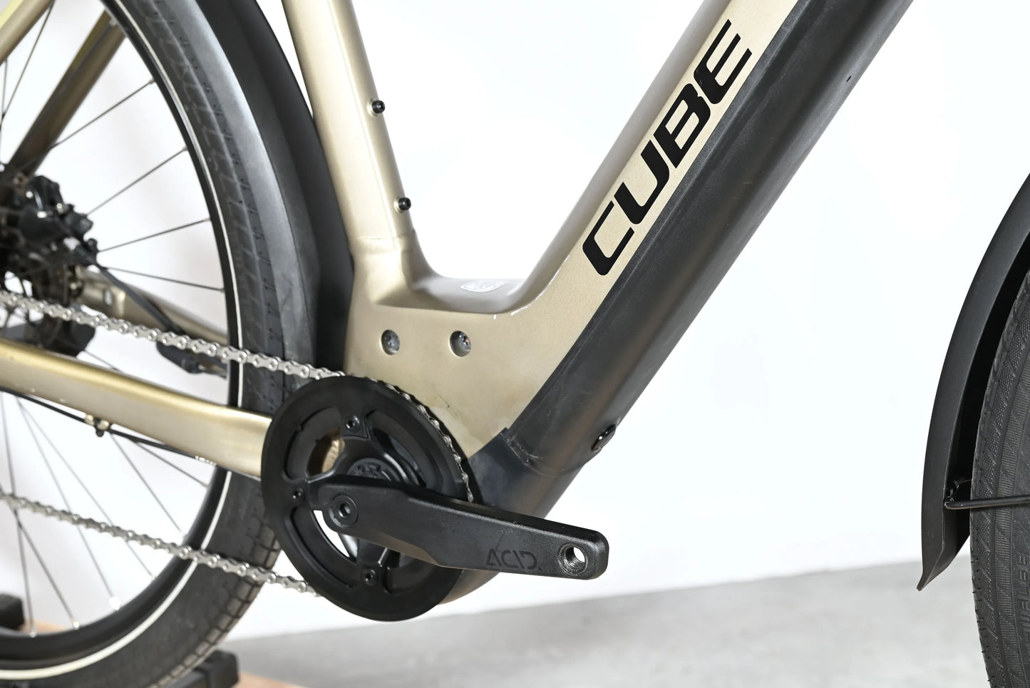 Cube Kathmandu Hybrid Pro 750 | 2023 - M - 2250KM