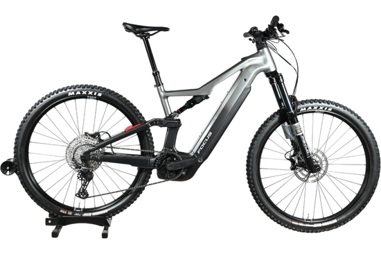 Focus Thron 6.8 ABS | 2025 - L - 783KM