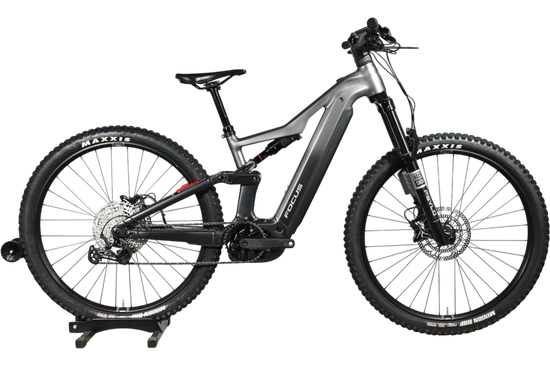 Focus Thron 6.8 ABS | 2025 - S - 705KM