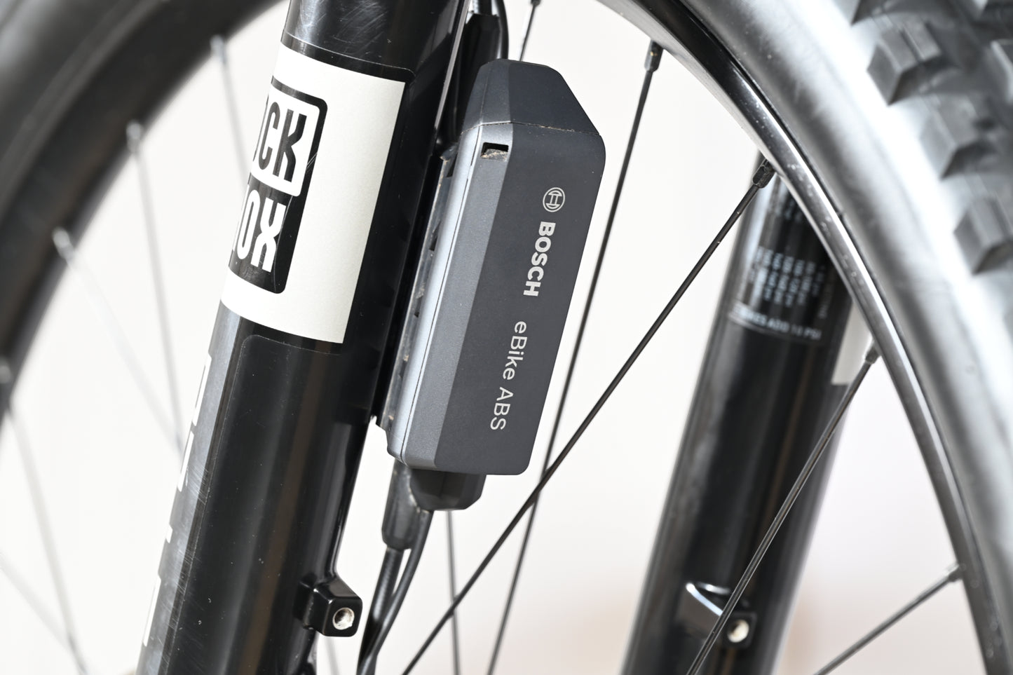 Focus Thron 6.8 ABS | 2025 - L - 1157KM