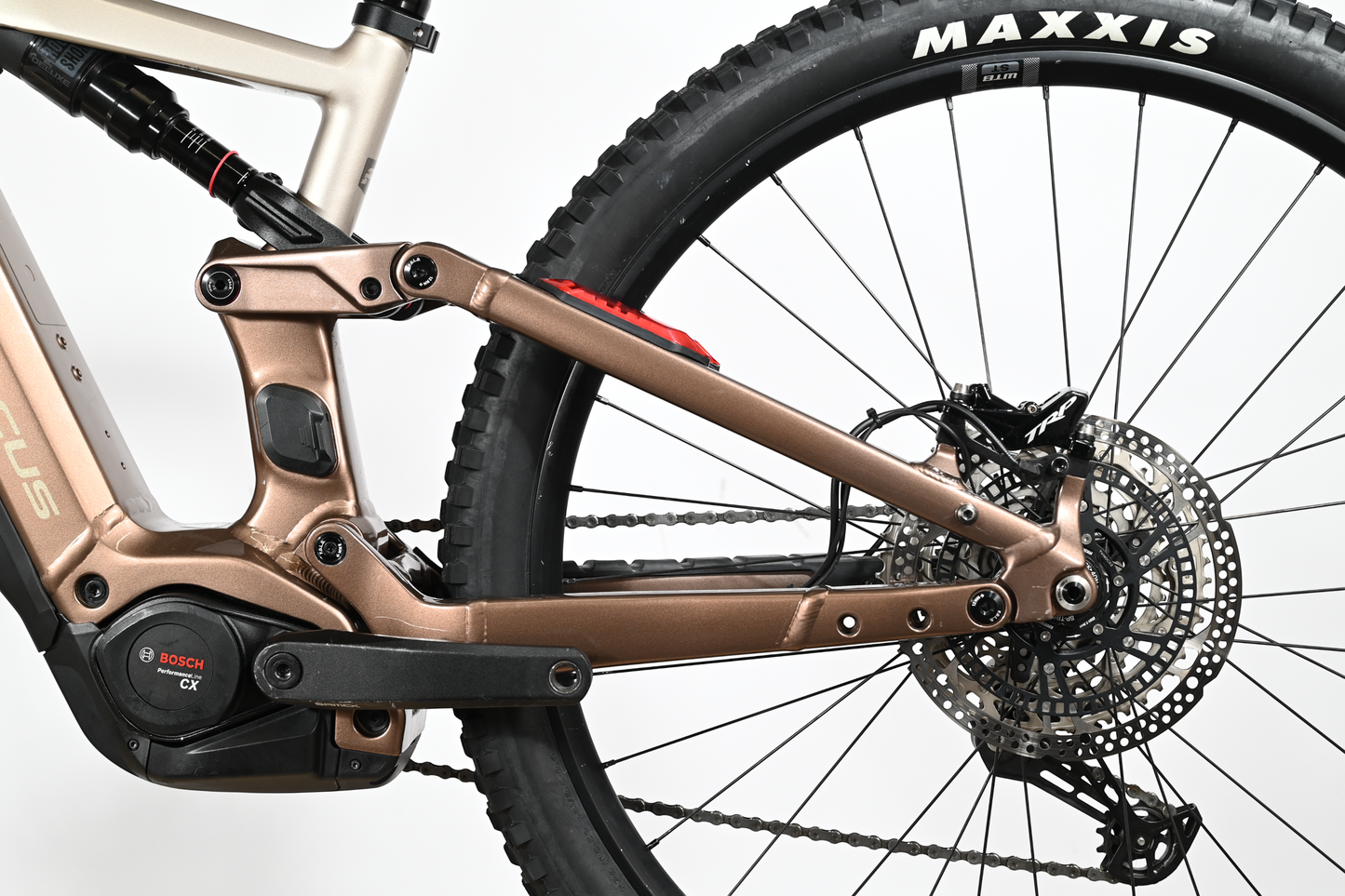 Focus Trhon 6.8 ABS | 2025 - S - 1067KM