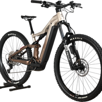 Focus Trhon 6.8 ABS | 2025 - S - 1067KM