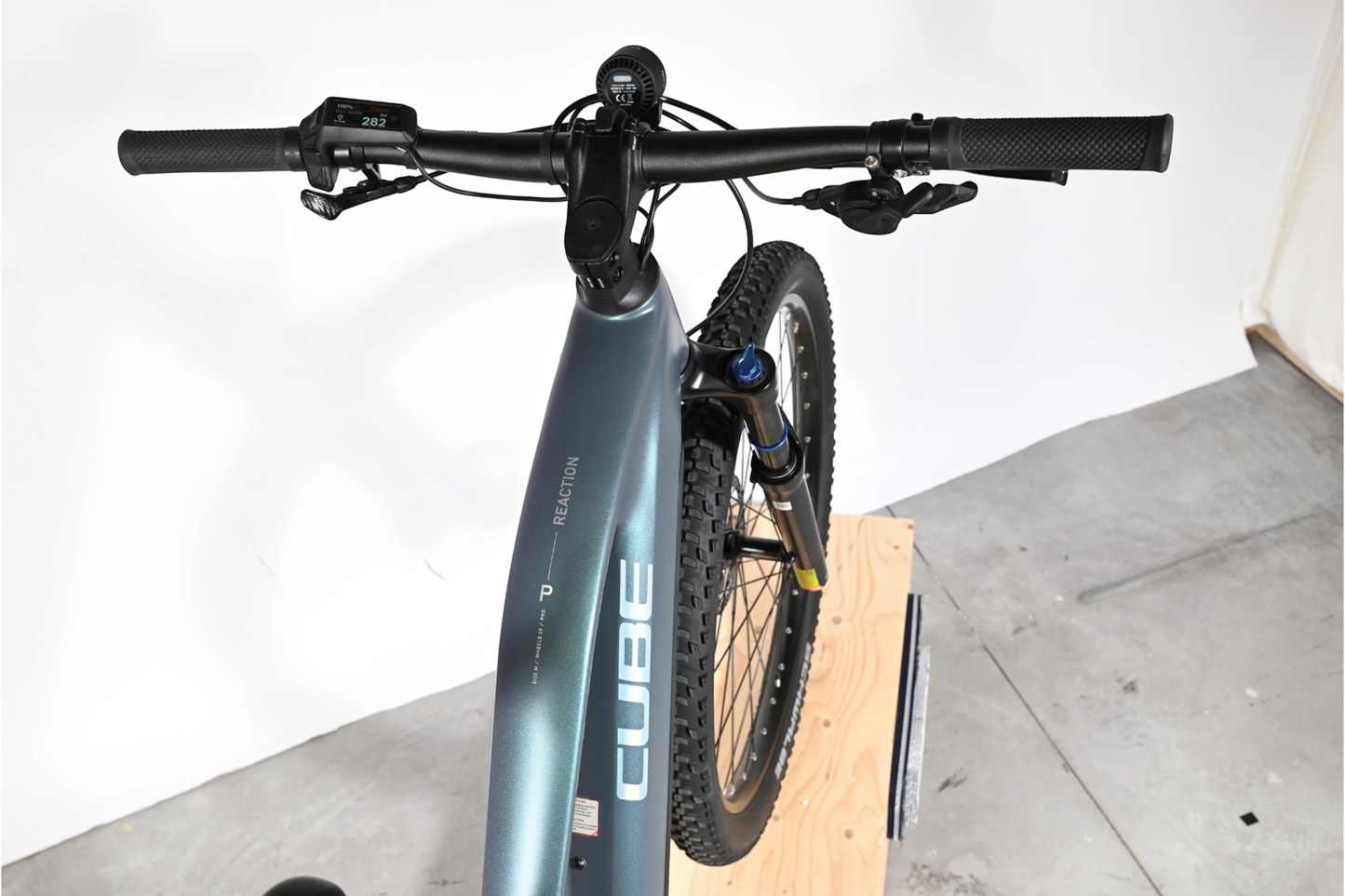 Cube Reaction Hybrid Pro 800 | 2025 - M - 282KM