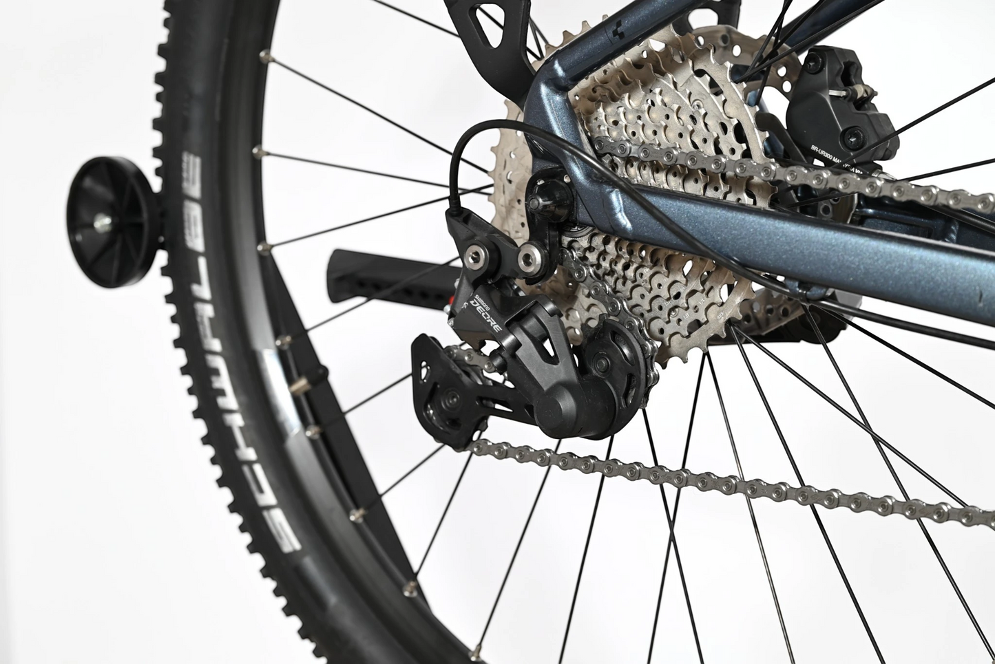 Cube Attention | 2022 - S