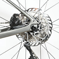 Giant Defy Advanced 1 | 2024 - M - Loop Sports