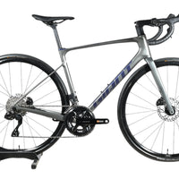 Giant Defy Advanced 1 | 2024 - M - Loop Sports