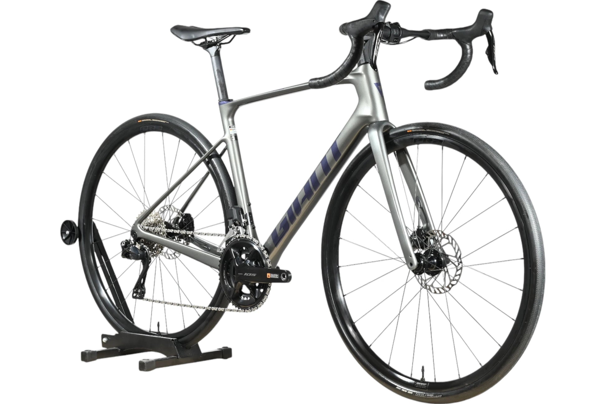 Giant Defy Advanced 1 | 2024 - M - Loop Sports