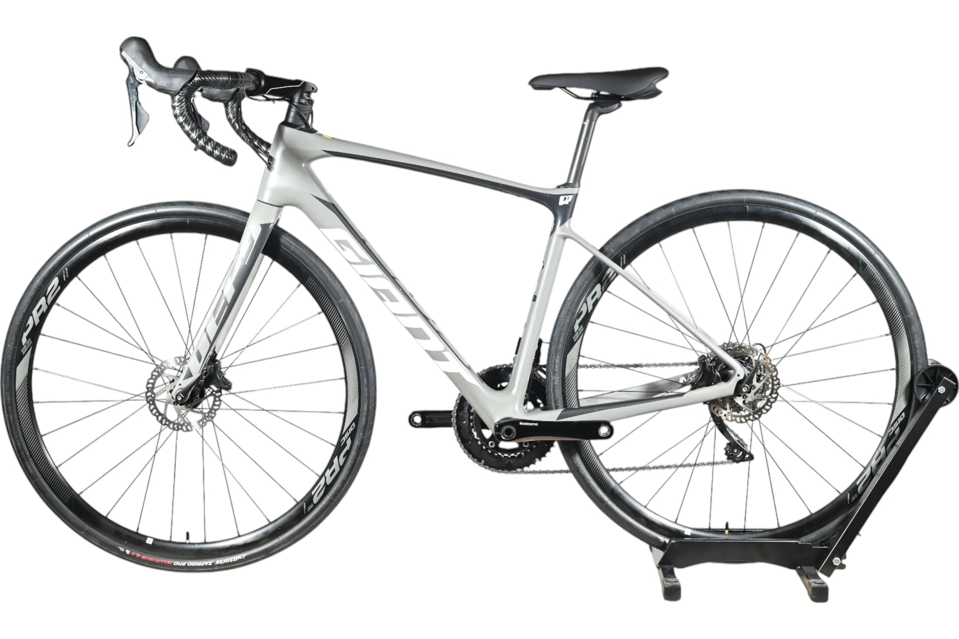 Giant Defy Advanced 2 | 2019 - S - Loop Sports