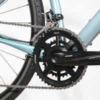Gros plan sur le pédalier FSA Gossamer Pro AGX du vélo gravel Cannondale Topstone LTD 2023 bleu clair de Loop Sports