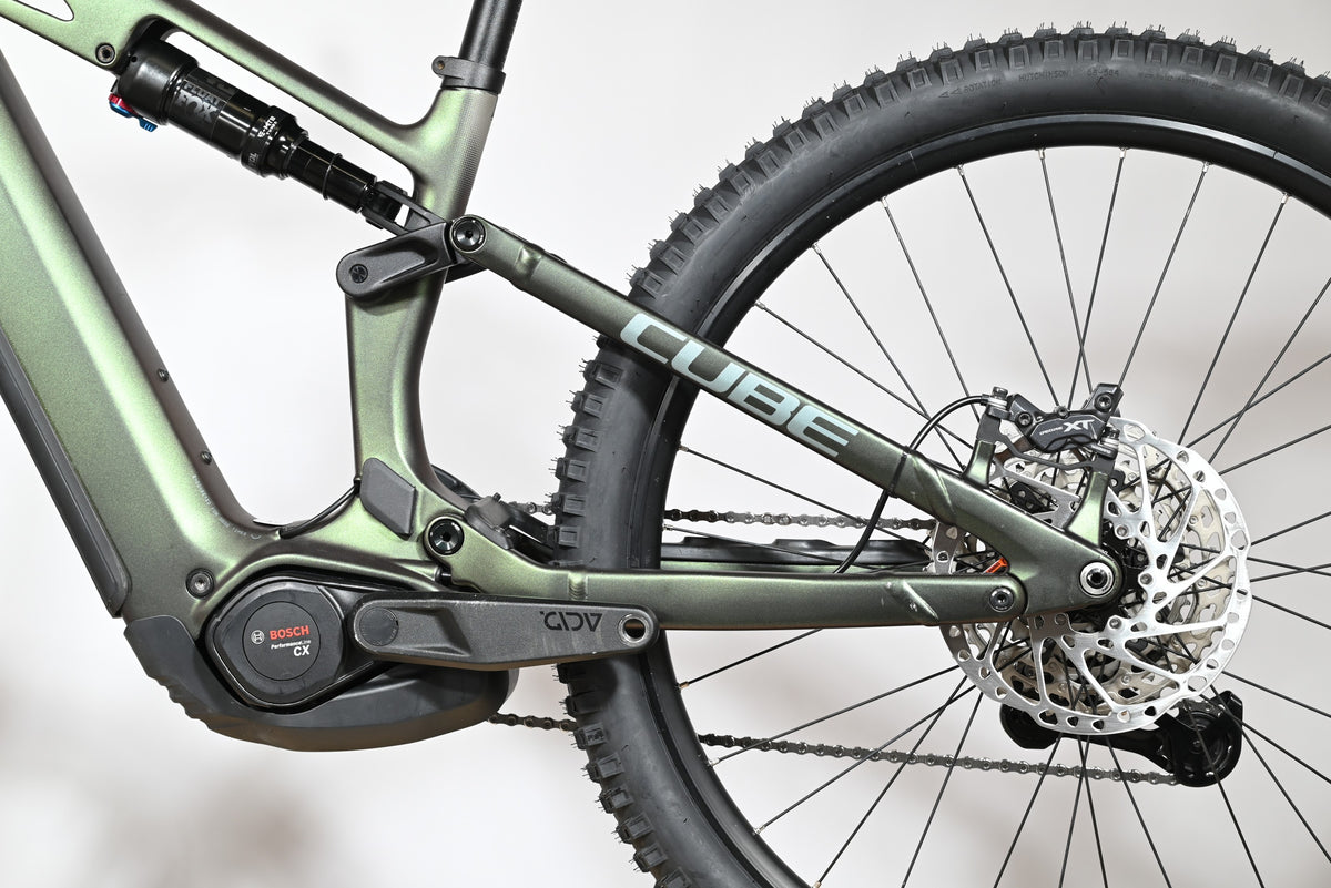 Velo electrique tout-suspendu Loop Sports Cube Stereo Hybrid vert avec moteur Bosch Performance Line CX et frein XT