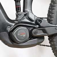 Moteur Bosch Performance Line CX sur VTT électrique Cube Stereo Hybrid ONE44 EX 800 de Loop Sports