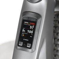 Écran de contrôle Bosch Kiox intégré sur le cadre gris du vélo électrique Cube Stereo Hybrid Loop Sports