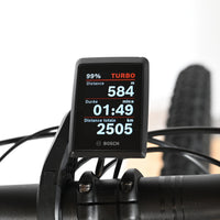 Écran de vélo électrique Bosch Kiox sur un KTM Macina Team de Loop Sports affichant 2505 km au total
