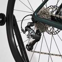 Dérailleur arrière Shimano Tiagra sur vélo de route Giant Defy Advanced 3 Loop Sports vert foncé