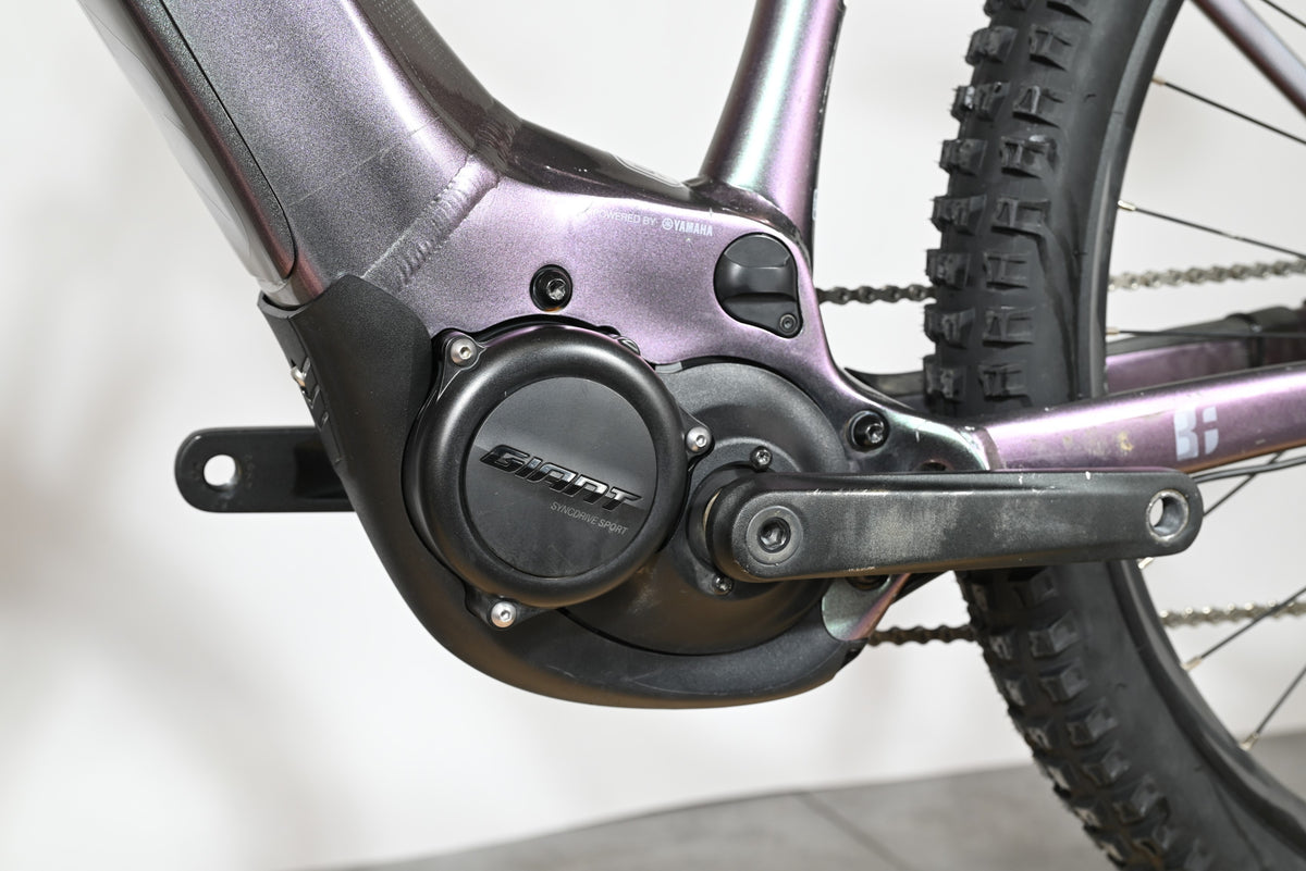 Moteur Giant SyncDrive Sport sur vélo électrique Loop Sports Giant Liv Vall E+2 violet irisé