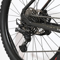 Dérailleur arrière Shimano Deore et cassette sur vélo électrique KTM Macina Team de Loop Sports
