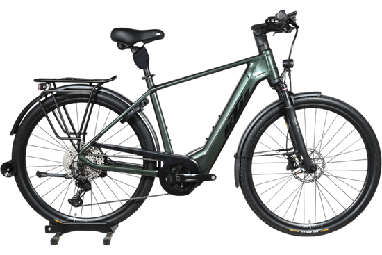 Vélo électrique KTM Macina Style 720 Loop Sports vert foncé avec porte-bagages et pneus tout-terrain