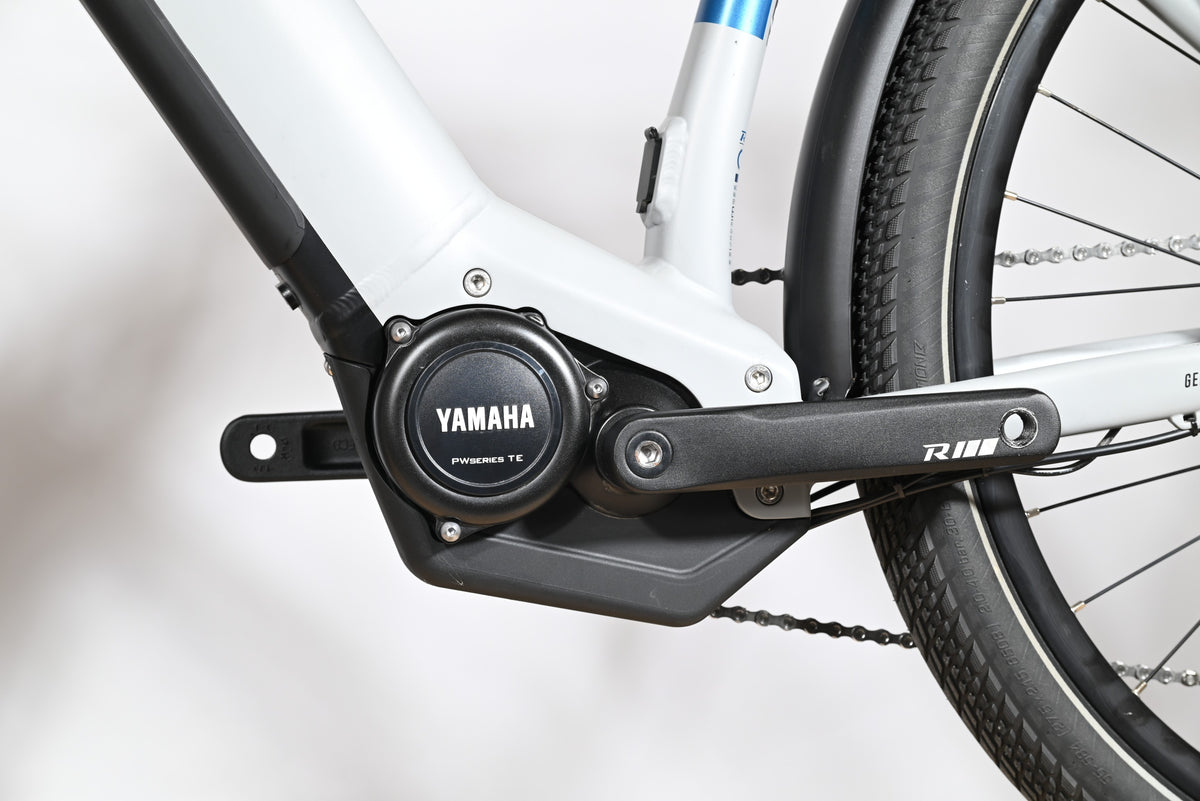 Moteur central Yamaha PWseries TE sur vélo électrique Raymon Tourray E 5.0 de Loop Sports