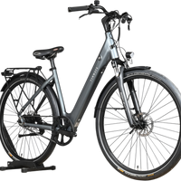 Vélo électrique Tenways CGO800S gris de Loop Sports avec cadre ouvert, porte-bagages et pneus Continental