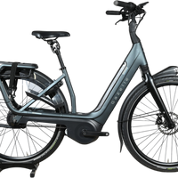 Vélo électrique Gazelle Avignon C380 HMB gris de Loop Sports avec cadre ouvert et transmission par courroie