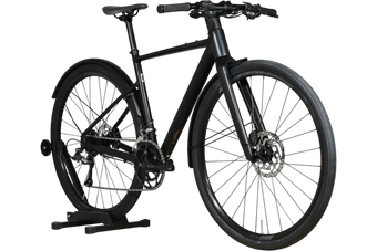 Vélo de route hybride noir Scott Metrix 30 EQ 2024 chez Loop Sports avec garde-boue et freins à disque
