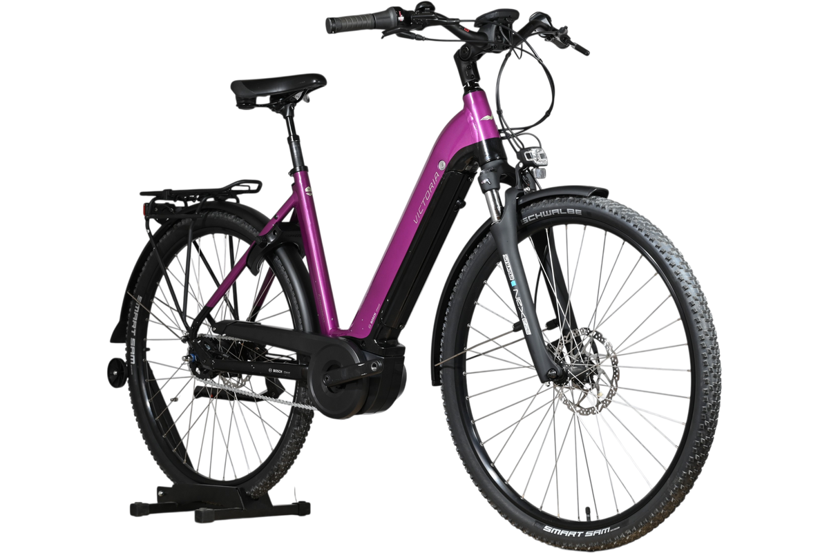 Vélo électrique Loop Sports Victoria Trekking 11.5 violet avec cadre ouvert, moteur Bosch et pneus Schwalbe