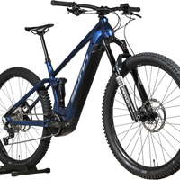 VTT électrique Sunn Charger S1 2025 bleu avec cadre tout suspendu et composants RockShox chez Loop Sports