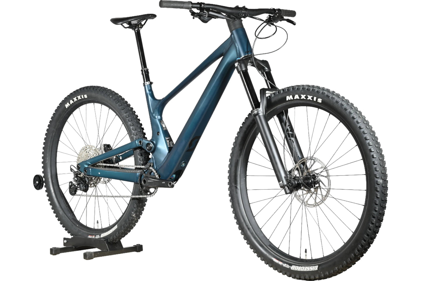 Scott Genius 930 | 2023 - L - Loop Sports